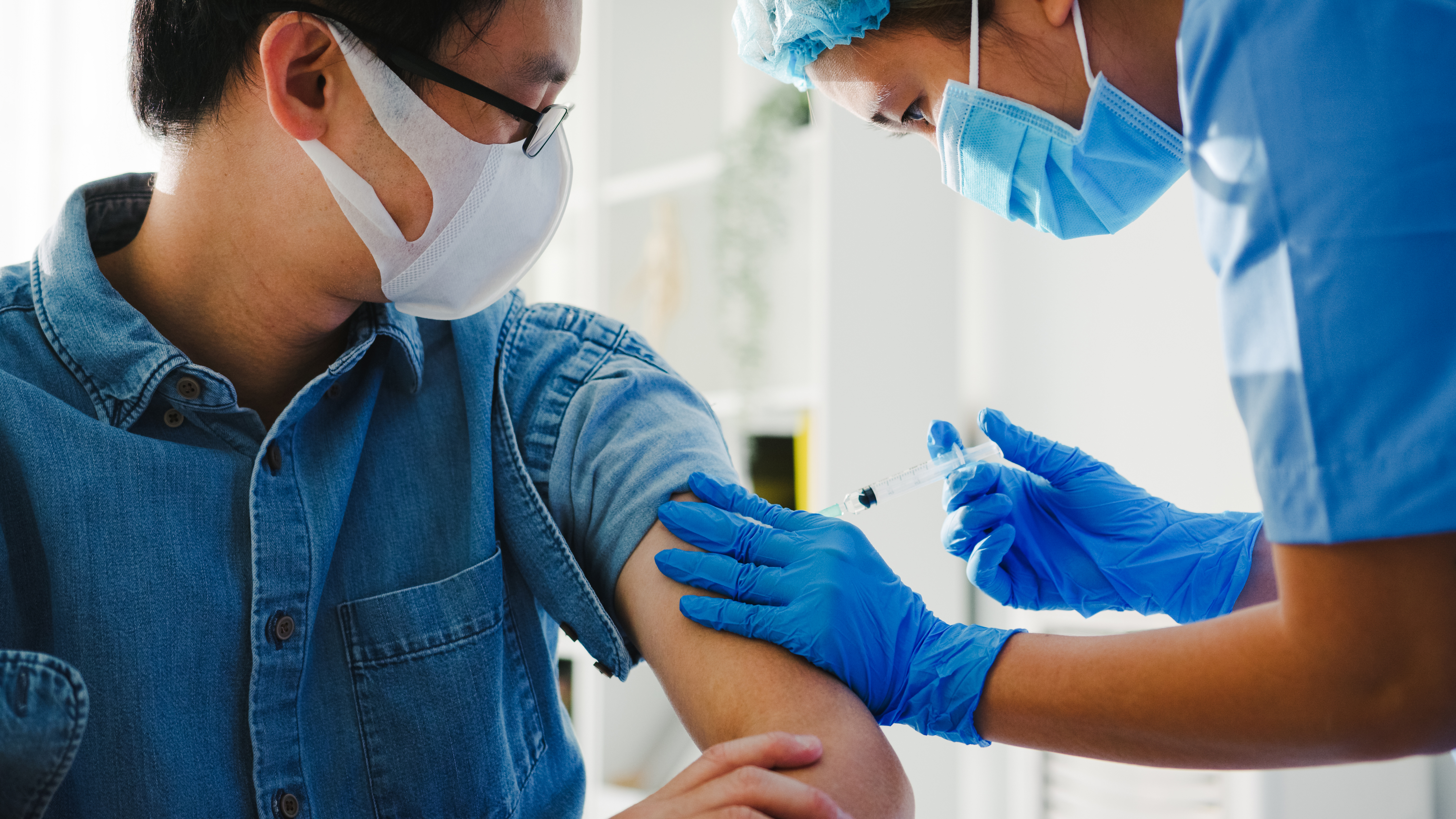 Les vaccins à ARNm anti-COVID présentent des différences d'efficacité minimes, mais mesurables (Visuel Adobe Stock 411778073)