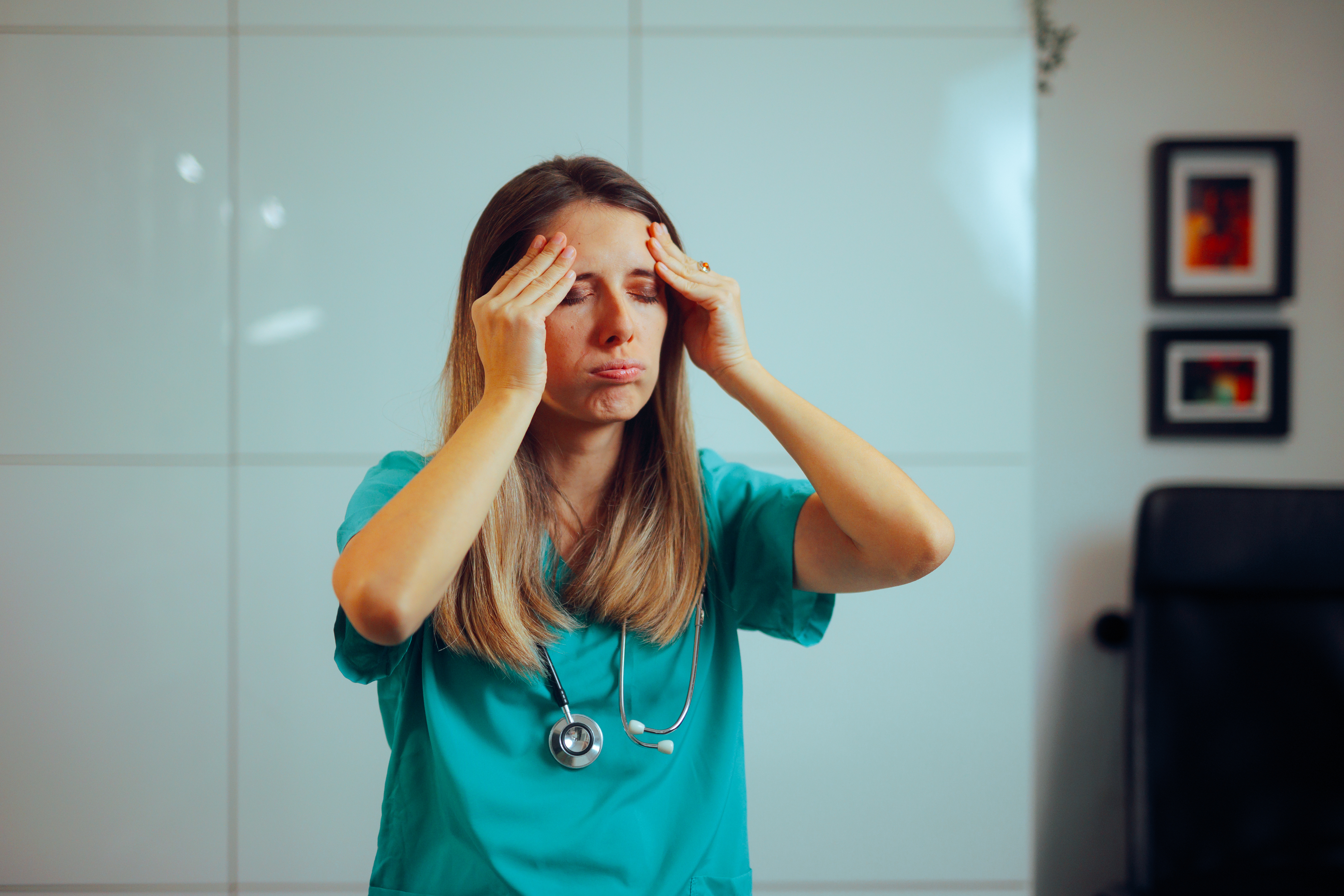 L'étude démontre l’efficacité de la méditation en pleine conscience à réduire le stress chronique et l’anxiété des personnels soignants (Visuel Adobe Stock 722676485)