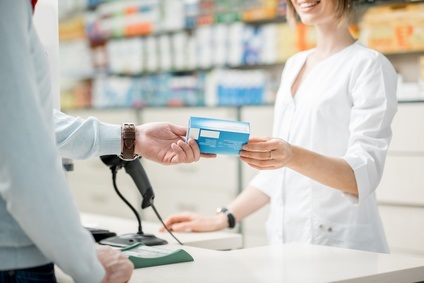 Un rôle clé du pharmacien qui ne fera que s'élargir au cours de la prochaine décennie, dans ce contexte de pandémie mais aussi de pénurie de médecins et parfois de médicaments (Visuel Fotolia 201706462).