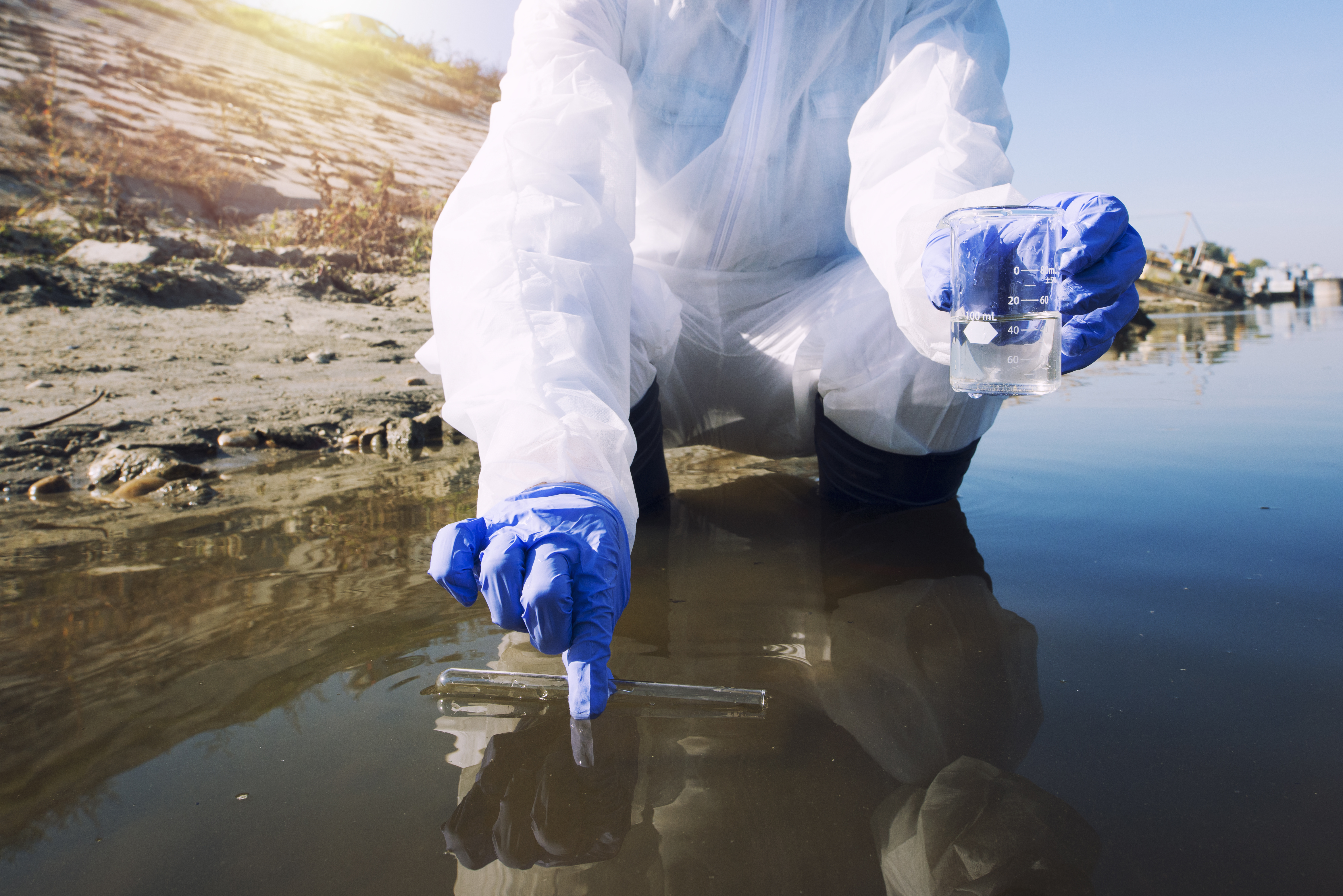 Очистка другое. Отбор проб воды. Исследование проб воды. Взятие проб воды. Мониторинг загрязнения воды.