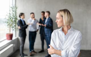 Cet effet considérable de la discrimination sur la santé et le vieillissement, se doit d’être souligné et combattu (Visuel Adobe Stock 397602109) 