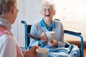 Une plus grande vigilance doit être accordée à la malnutrition chez les personnes âgées (Visuel Adobe Stock 547340225)